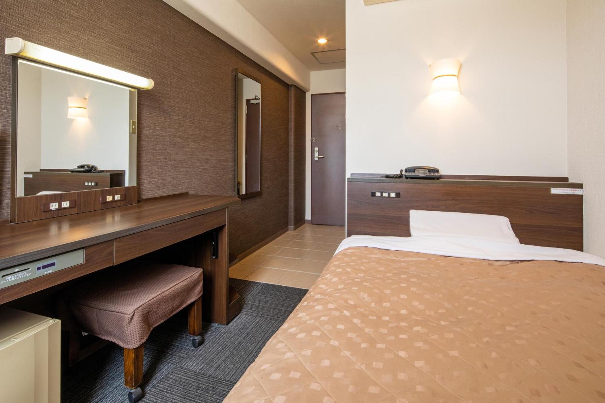 Hotel Aston Plaza ฮิเมจิ ภายนอก รูปภาพ